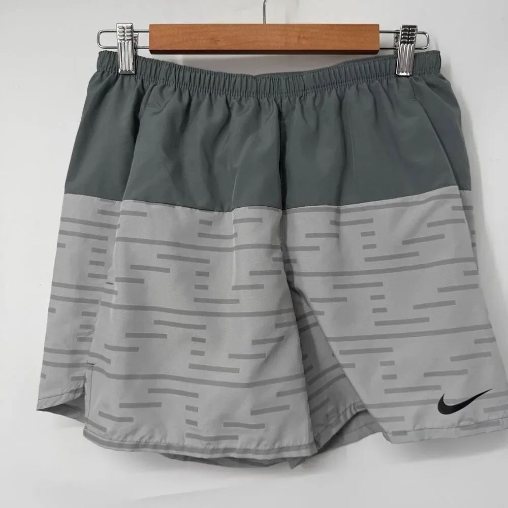 Nike Gray Dri-Fit Challenger Run Division Brief-Lined Running Shorts Small NWT